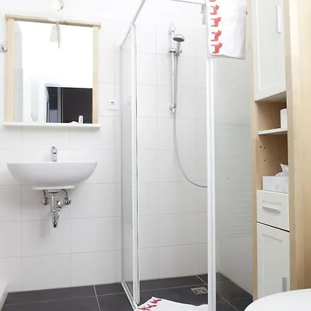 Πανσιόν Wassersportzentrum Alte Feuerwache Βραδεμβούργο